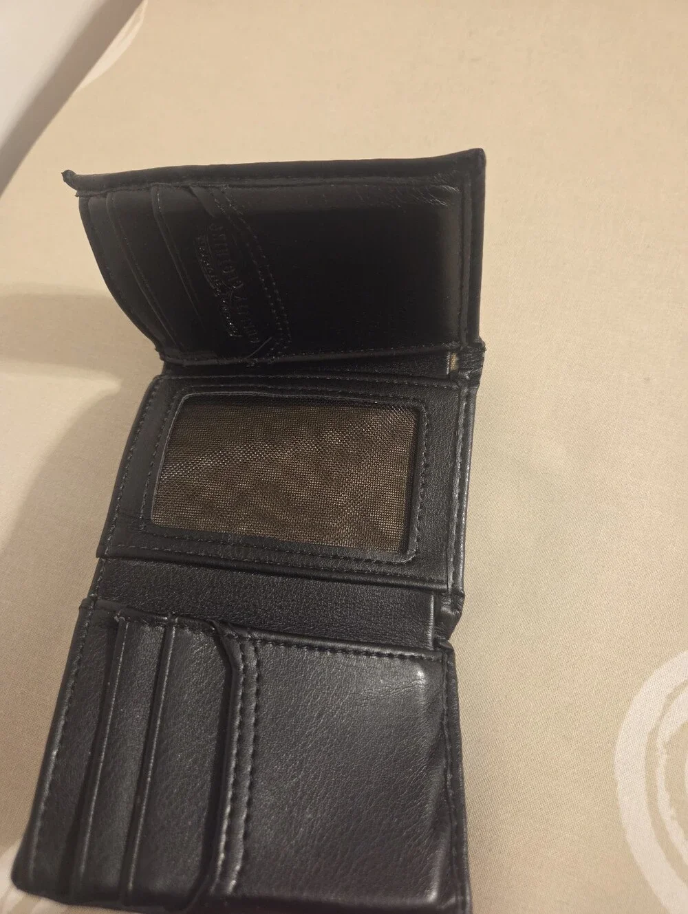Levi's Men's Black Leather Trifold Wallet with Hidden Zipper Pocket